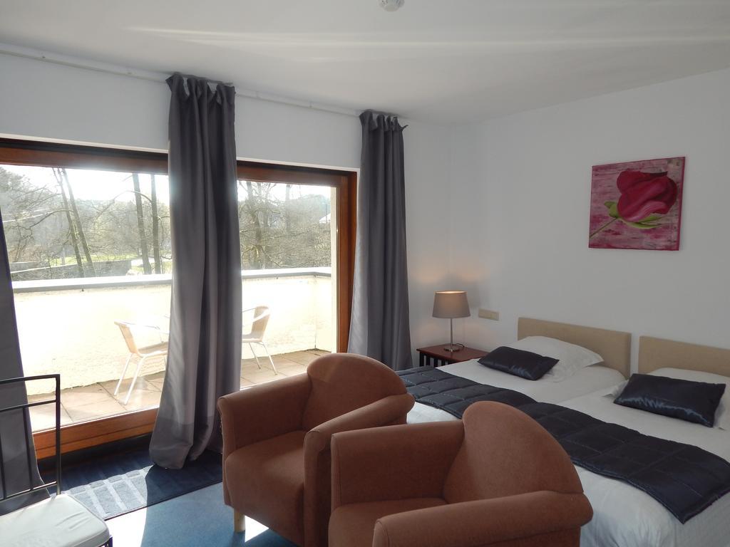 Hotel Le Martin Pecheur Fauvillers Ruang foto