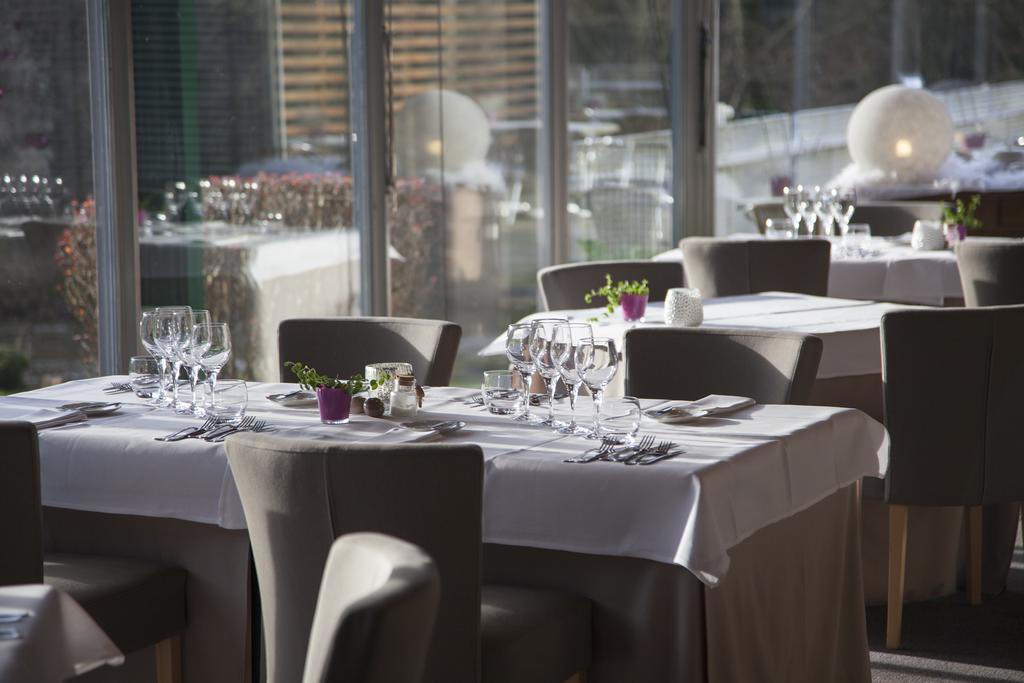 Hotel Le Martin Pecheur Fauvillers Bagian luar foto